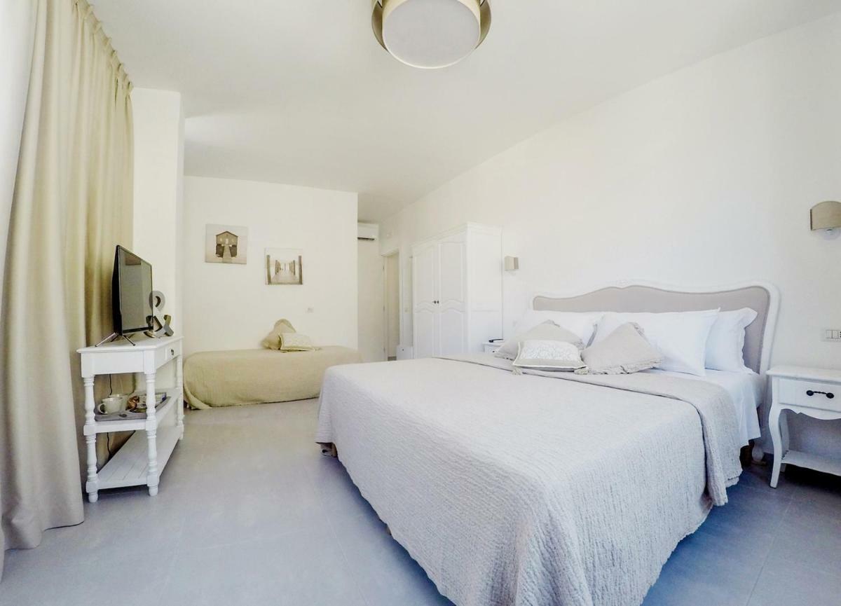 Central Suites Lecce Ngoại thất bức ảnh